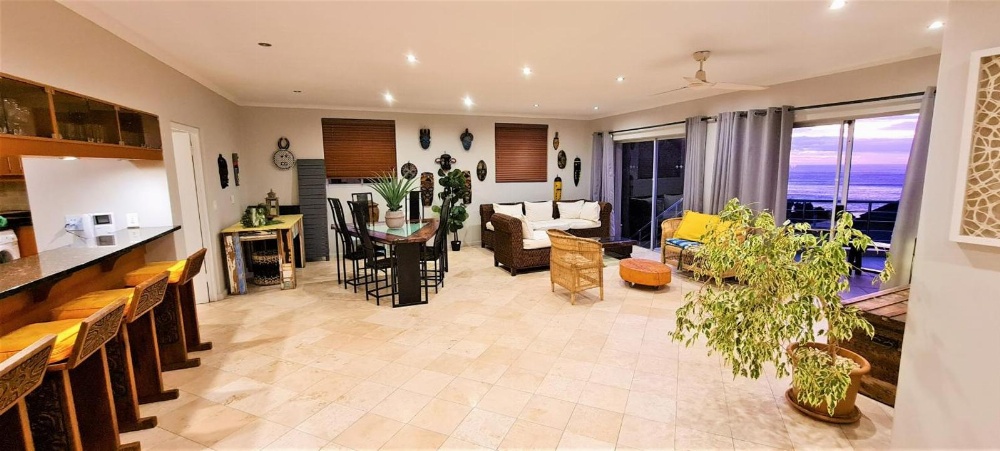 African Groove Camps Bay Image 14