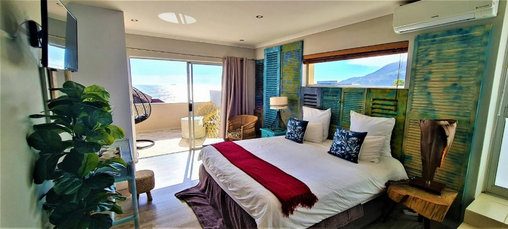 African Groove Camps Bay Image 16