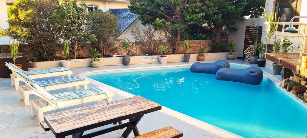 African Groove Camps Bay Image 17